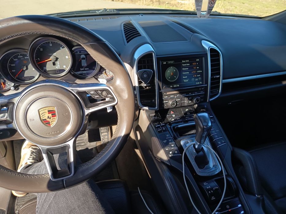 Porsche Cayenne 3.0 Diesel – 262 CP – 2016