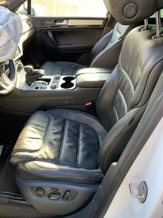 Grup fata spate punte amortizor perna . Dezmembrez touareg 7p