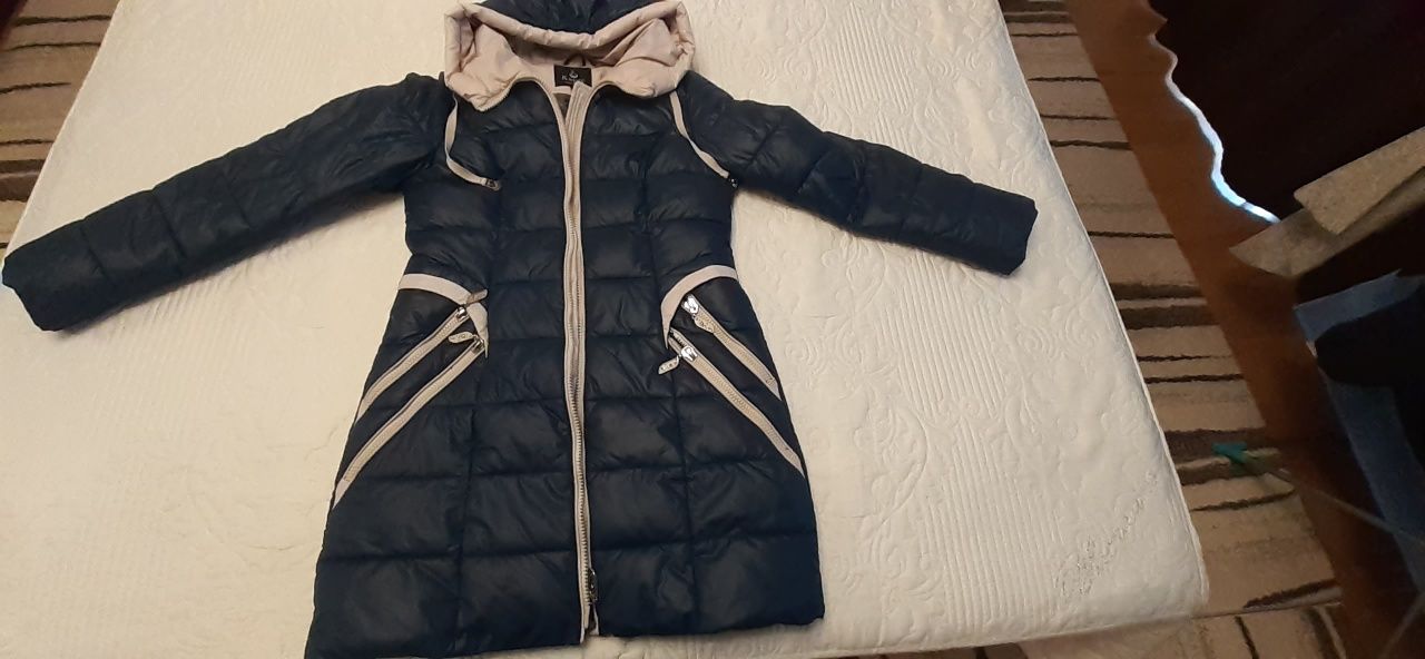 Продам зимнюю куртку