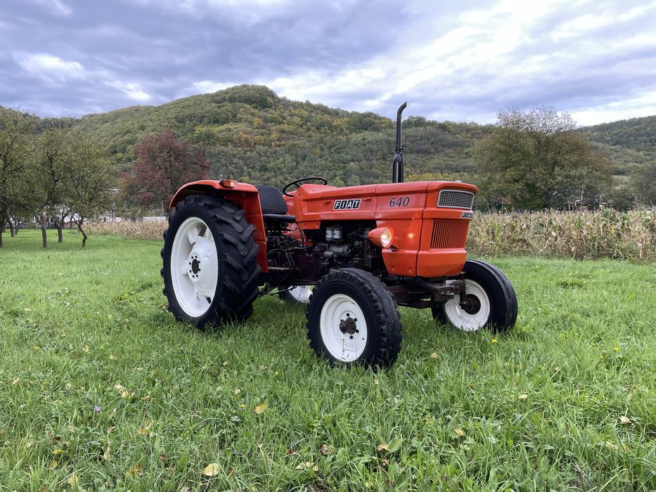 Tractor Fiat 640