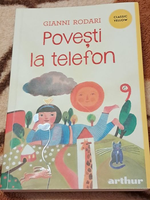 Vând cartea Povești la telefon.