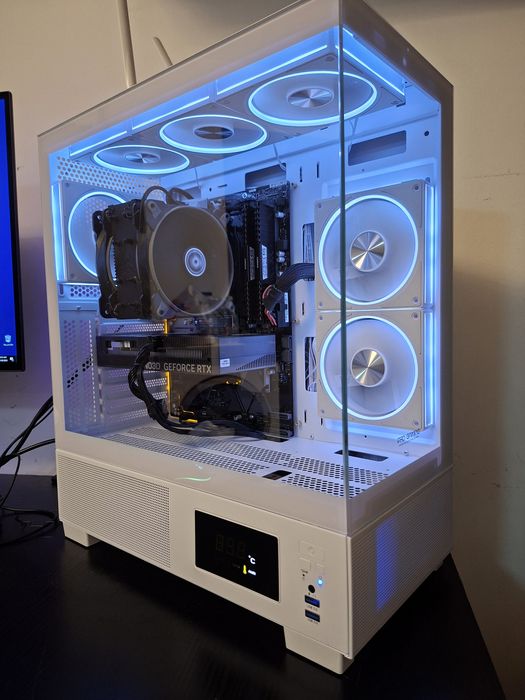 PC Ryzen 5800x cu RTX 5060