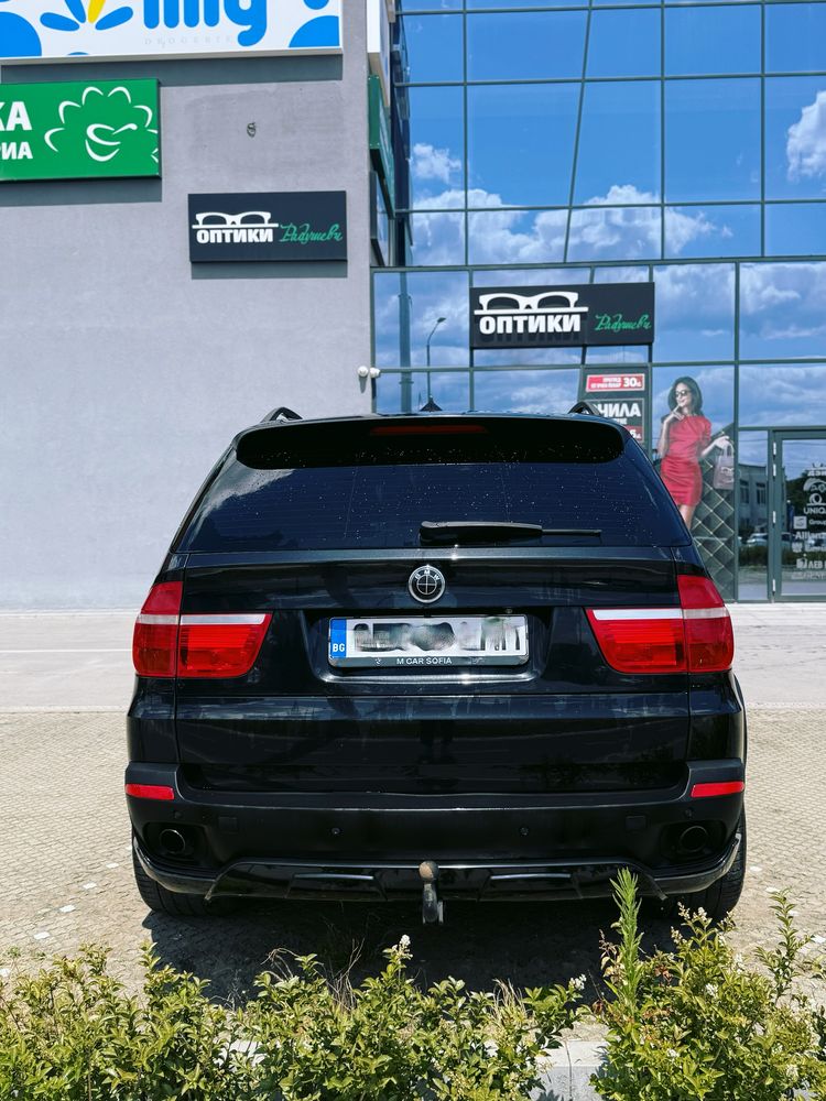 Джип BMW X5 3.0 SD Aero M