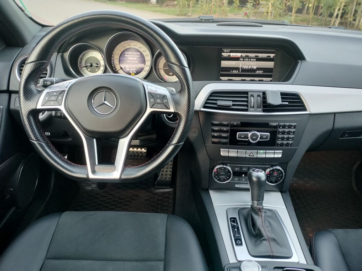 Mercedes C220 AMG line