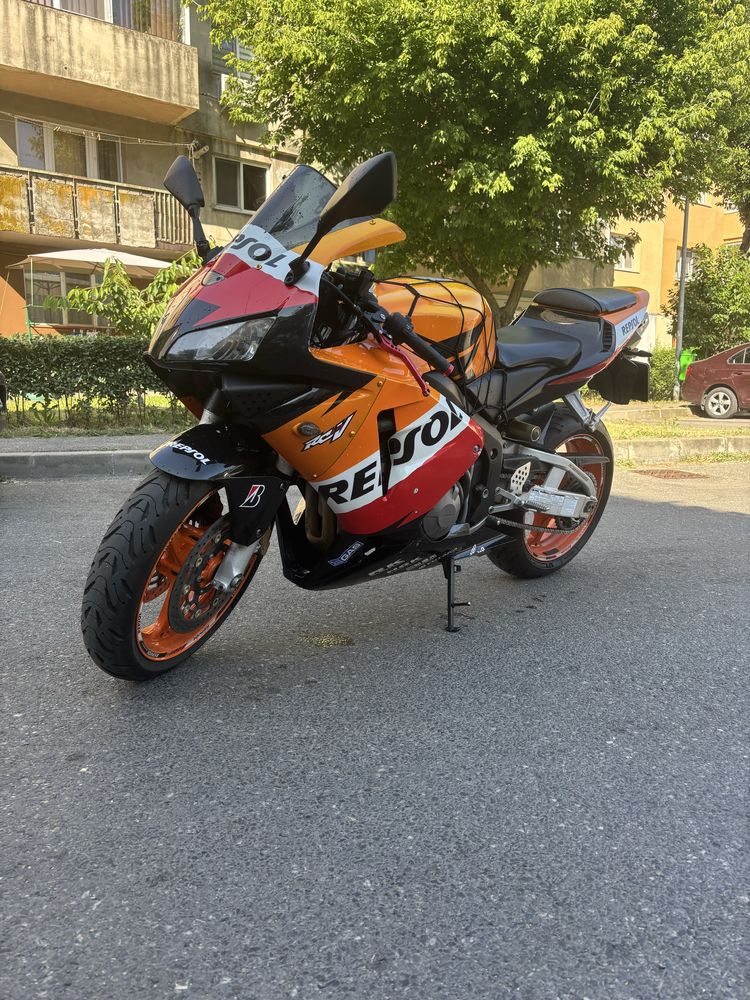 Honda CBR 600 rr impecabila