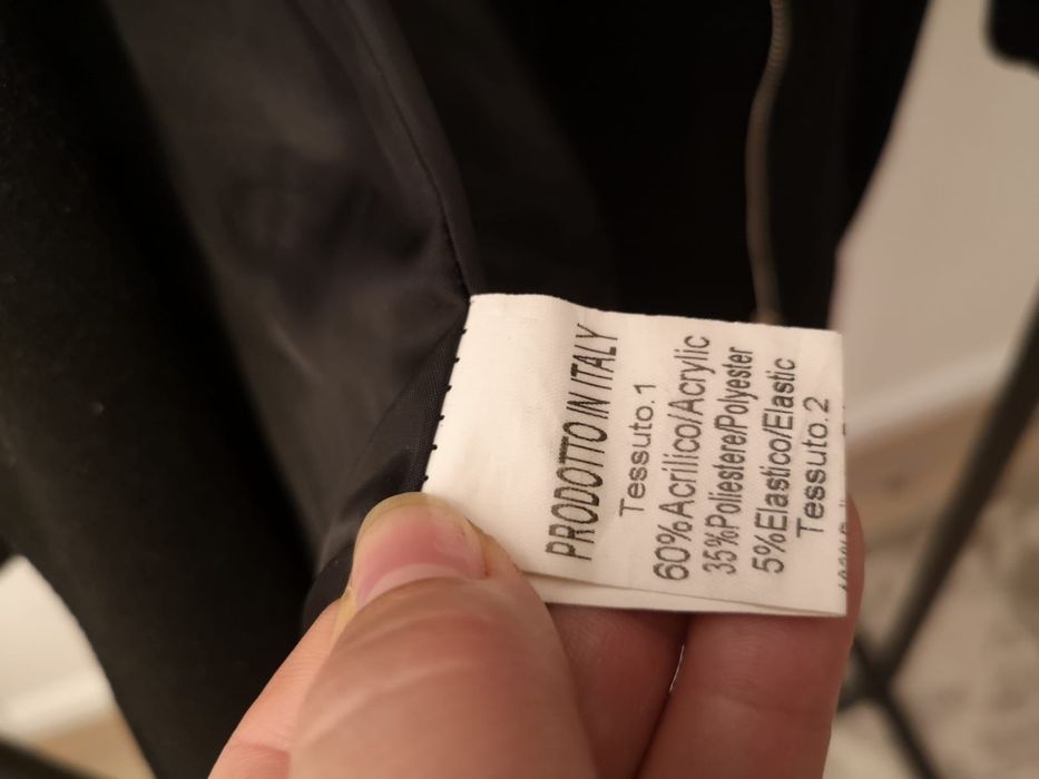 Palton negru superb cu fermoar