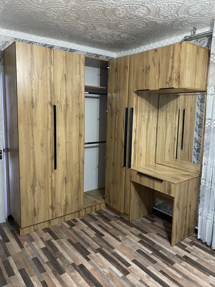 Шкаф спальный размеры 170*140см высота 210см глубина 50см