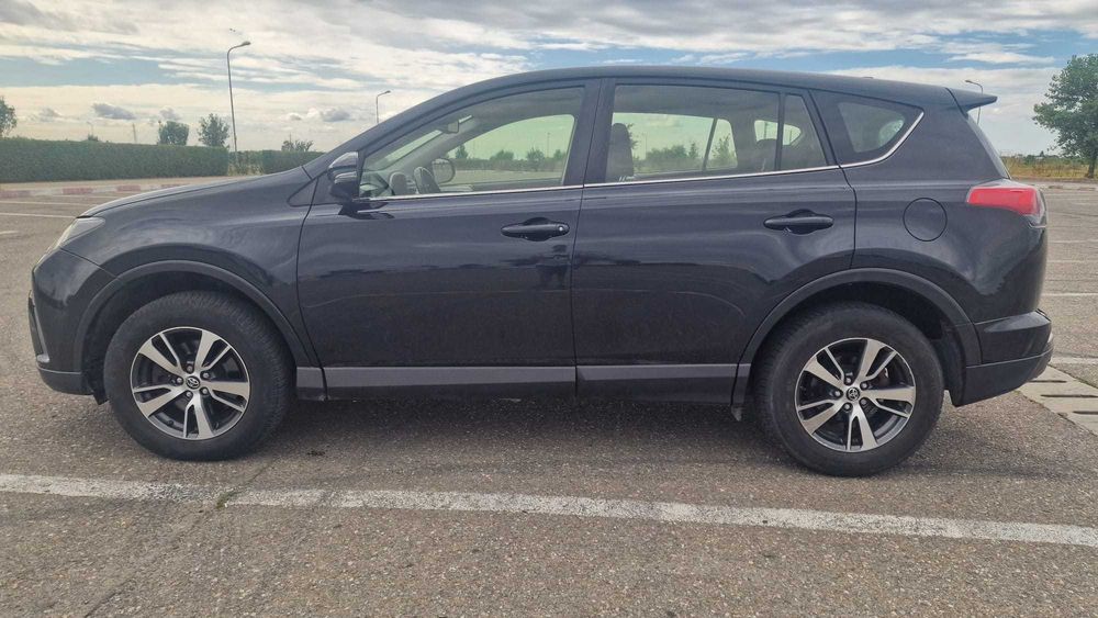 TOYOTA RAV 4, an 2016