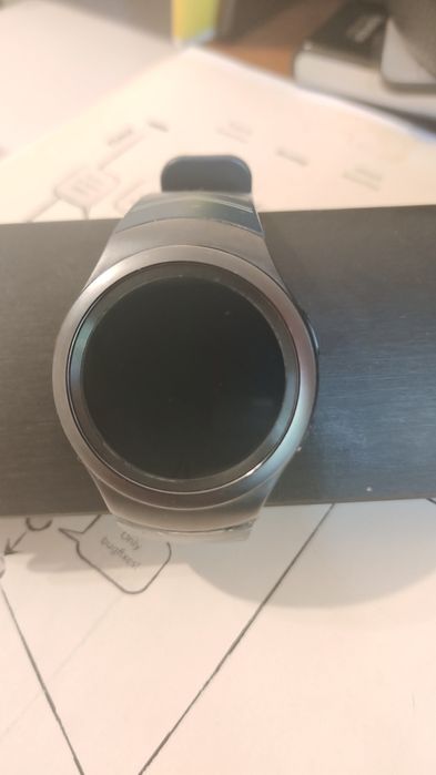 Смартчасы Samsung gear s2 sport