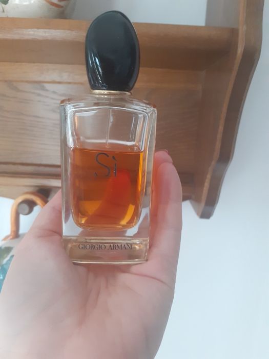 Apa de parfum Si-giorgio armani