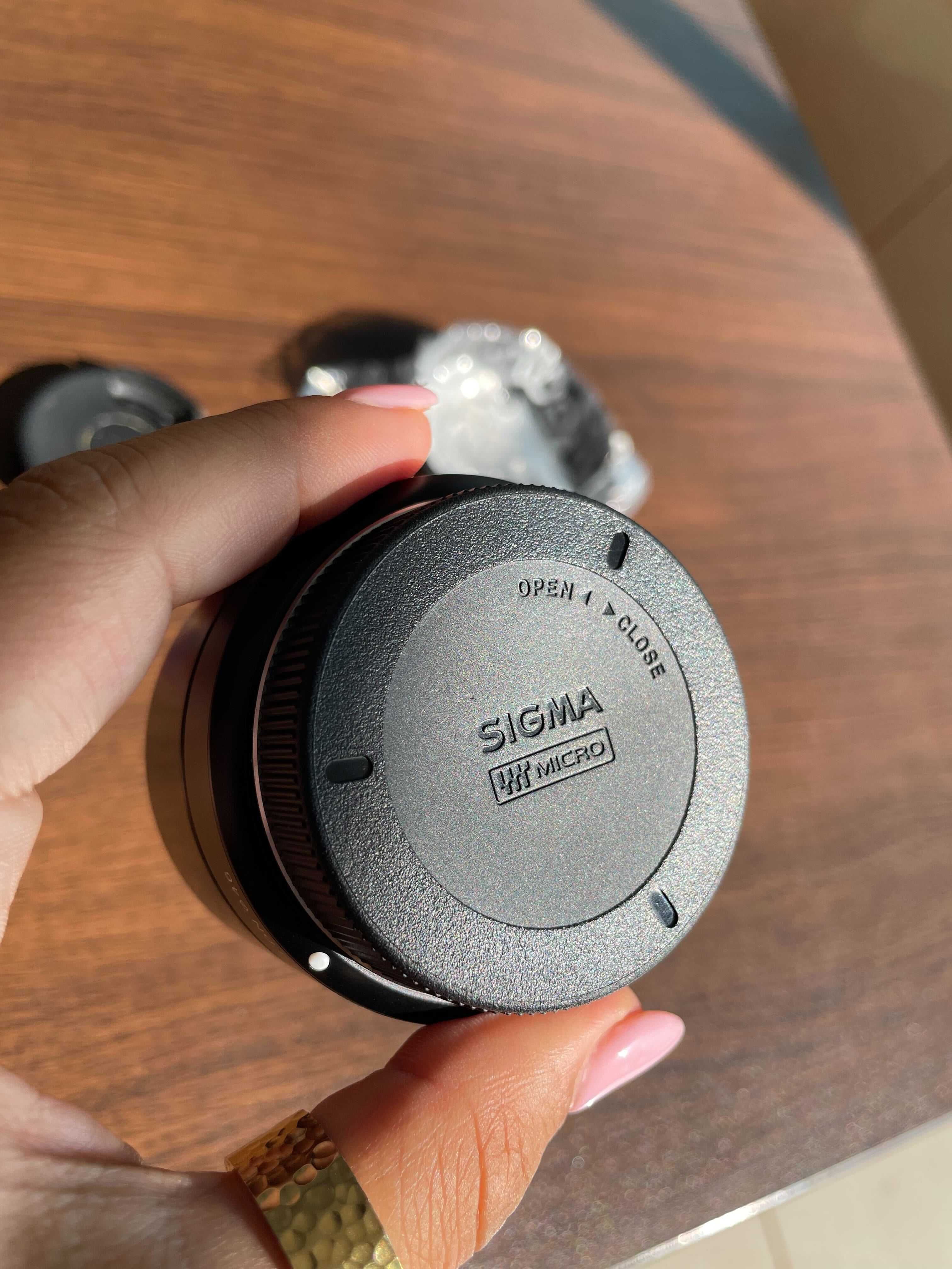 Обектив Sigma 19mm f/2.8 DN Art Lens