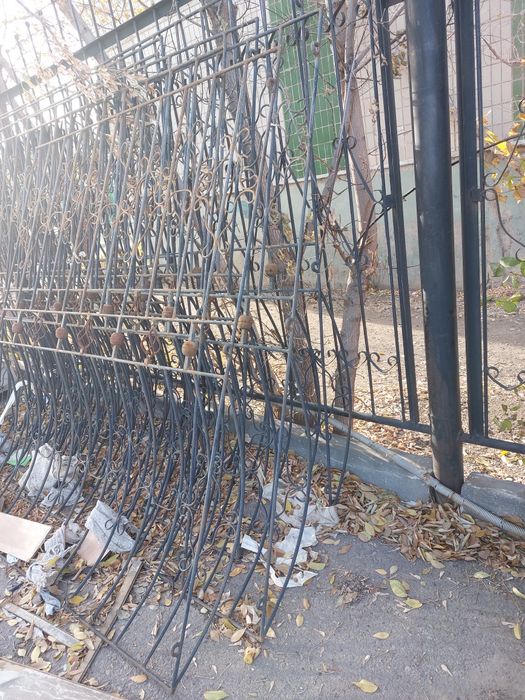 Решётки для окон длина 2 м ширина 1,7 м