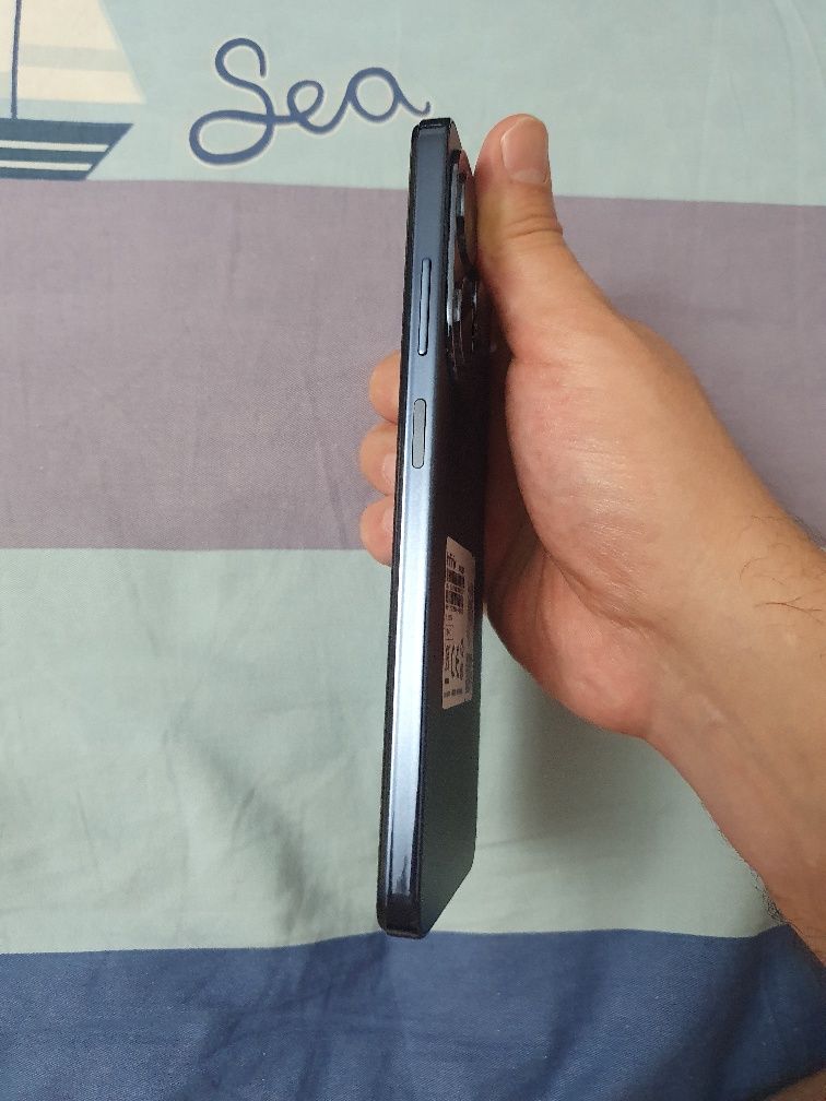 srochna Sotiladi Infinix Hot 40 i 8/128Gb Black 4G Igravoy Original
