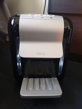 Aparat de cafea Delta