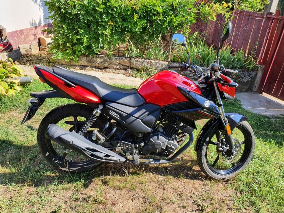 Motocicleta Yamaha de 125