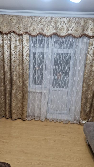 Продаю шторы в квартиру