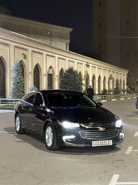 Malibu 2.4 atmasferniy 
Kraska toza (o'ng tomonda eshikda ozgina qiril