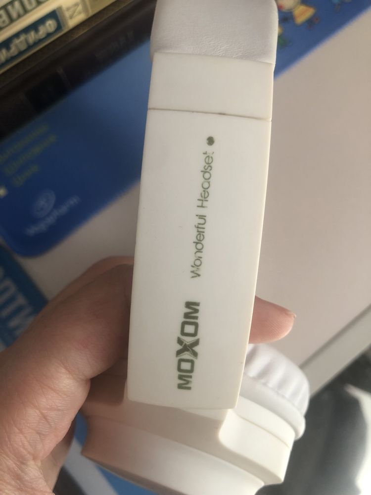 Нашуники Moxom Bluetooth