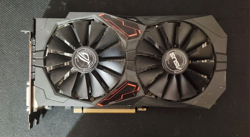Placă video Rx570, 4G-Asus edition. Mai multe detalii în privat!