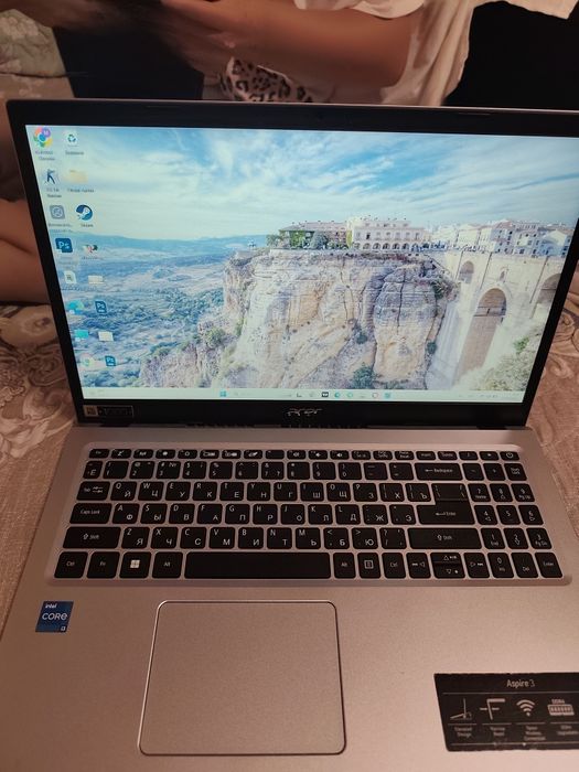 Acer noutbook core i3