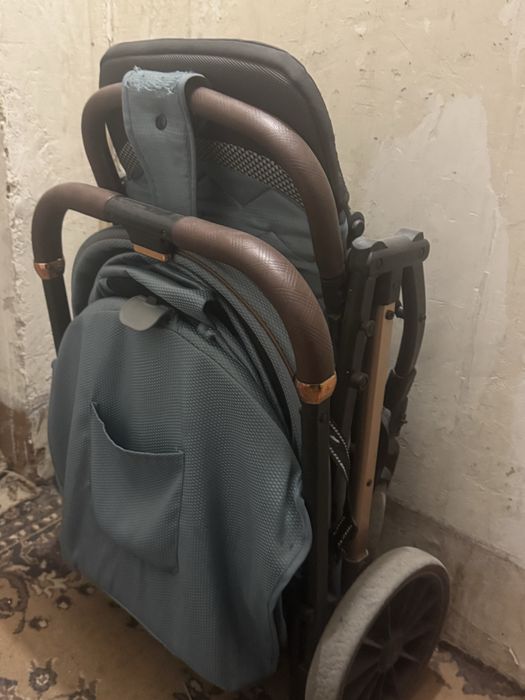 Продаю коляску в хорошем состоянии