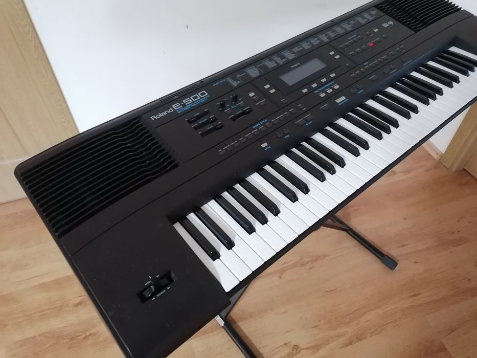 Roland EM-20 ROLAND EM-10 pian orga sintetis