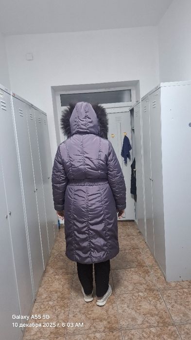 Пуховик зимний продам