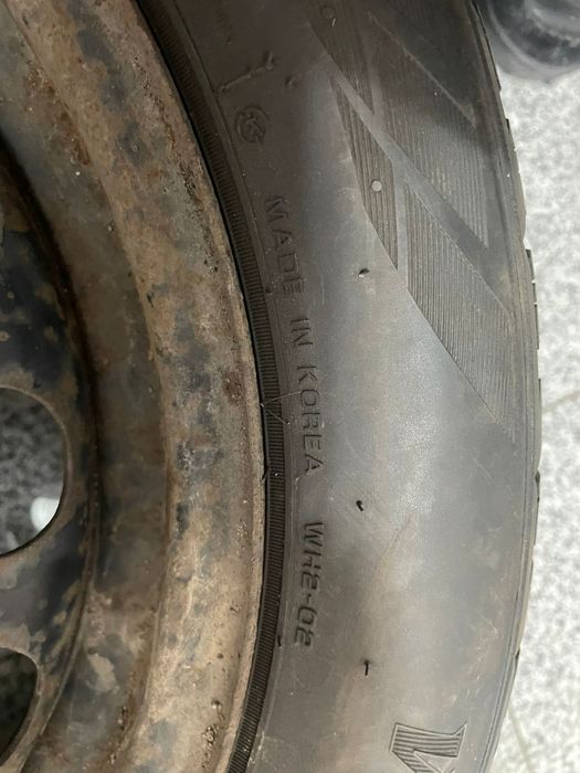 Anvelope iarna Nexen cu jante 195/50R15