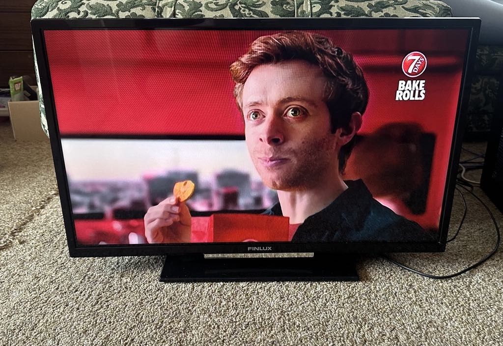 32" LED TV FINLUX Smart Full HD
