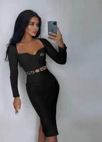 Rochie Versace 
Negru S M L 
Preț 190 lei
Transport 22 lei
S. E