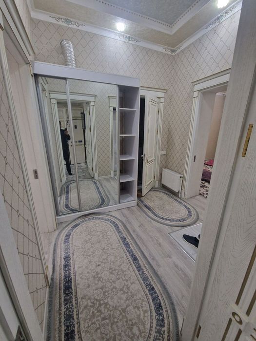 Devonaboyda 3 xona uy  sotiladi