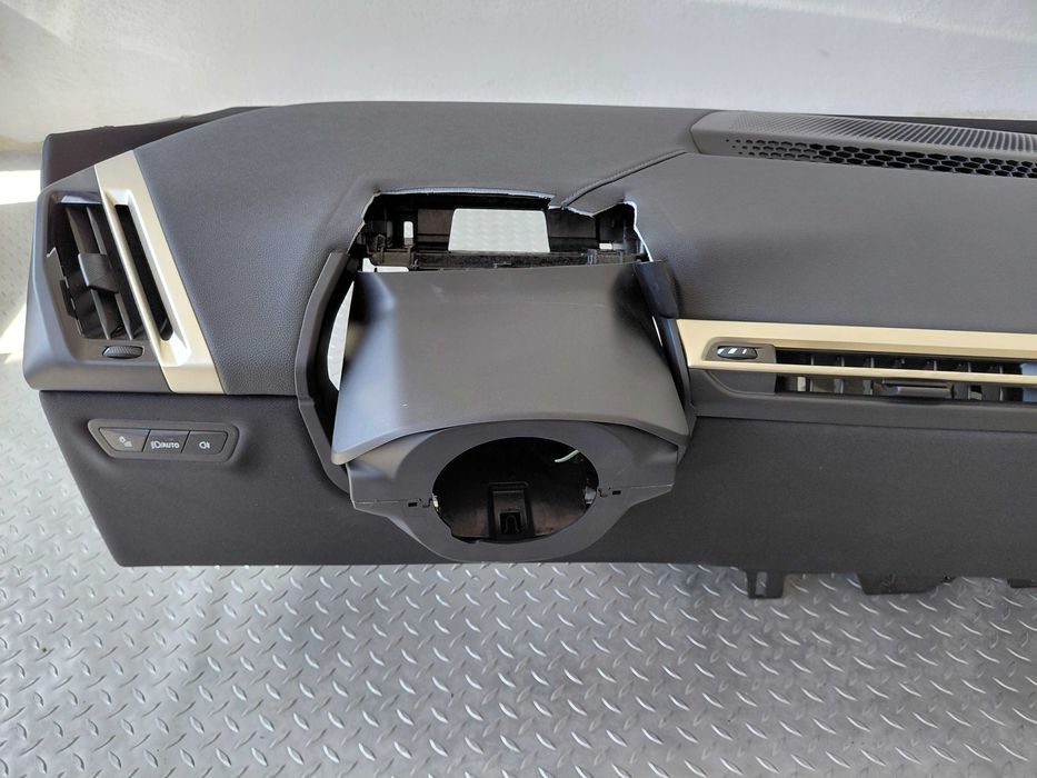 Арматурно Табло за BMW iX I20 с Head Up