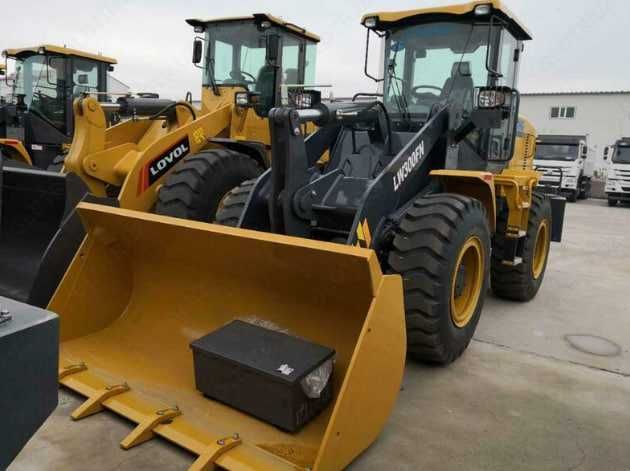 Погрузчик XCMG LW300FN
