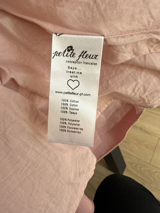 Красива рокля  petit fleur 6- 7 години