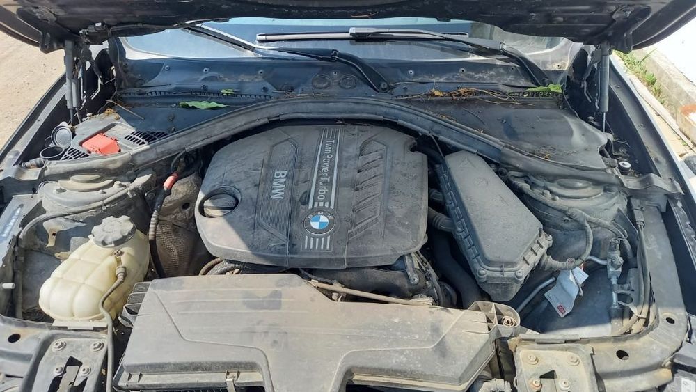 Dezmembrari BMW F30 2.0 d 184hp manual 2013