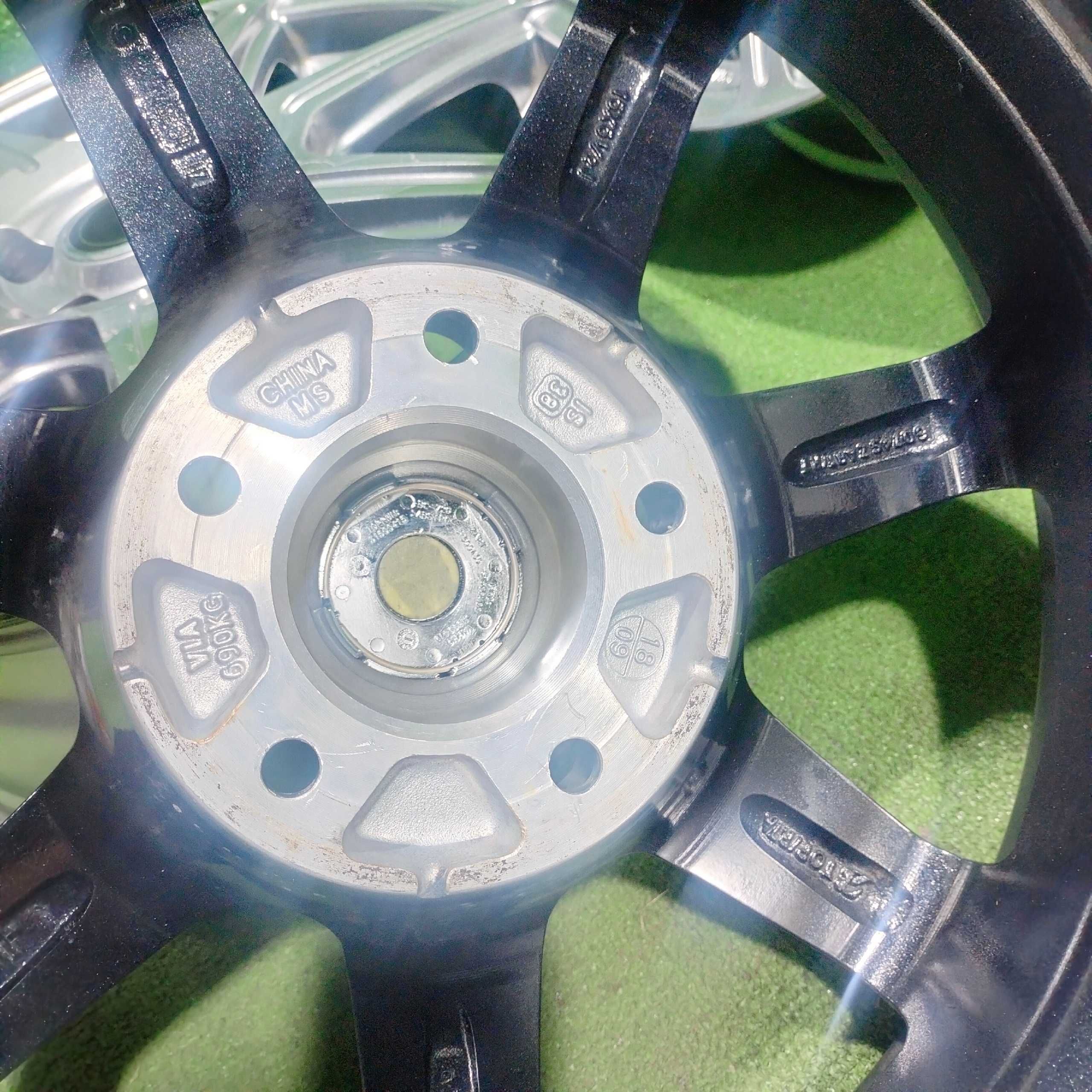 Продам Фирменный литые диски Bridgestone ZART R16 6,5J 5/114,3 ЦО 73,1
