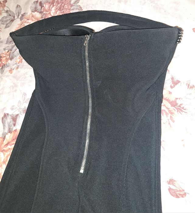 Дамска рокля с камъни