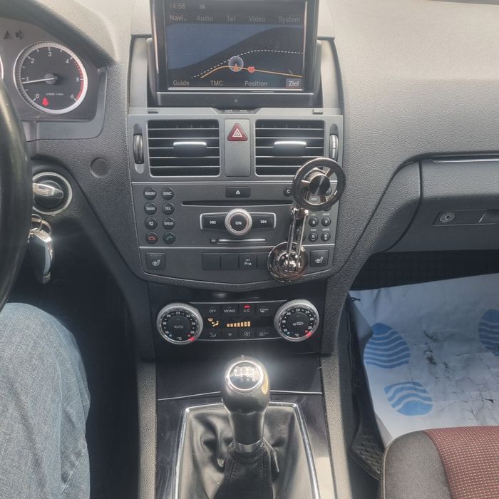 Vand mercedes c clas  2.2 tdi.6+1 trepte klima.navi.top