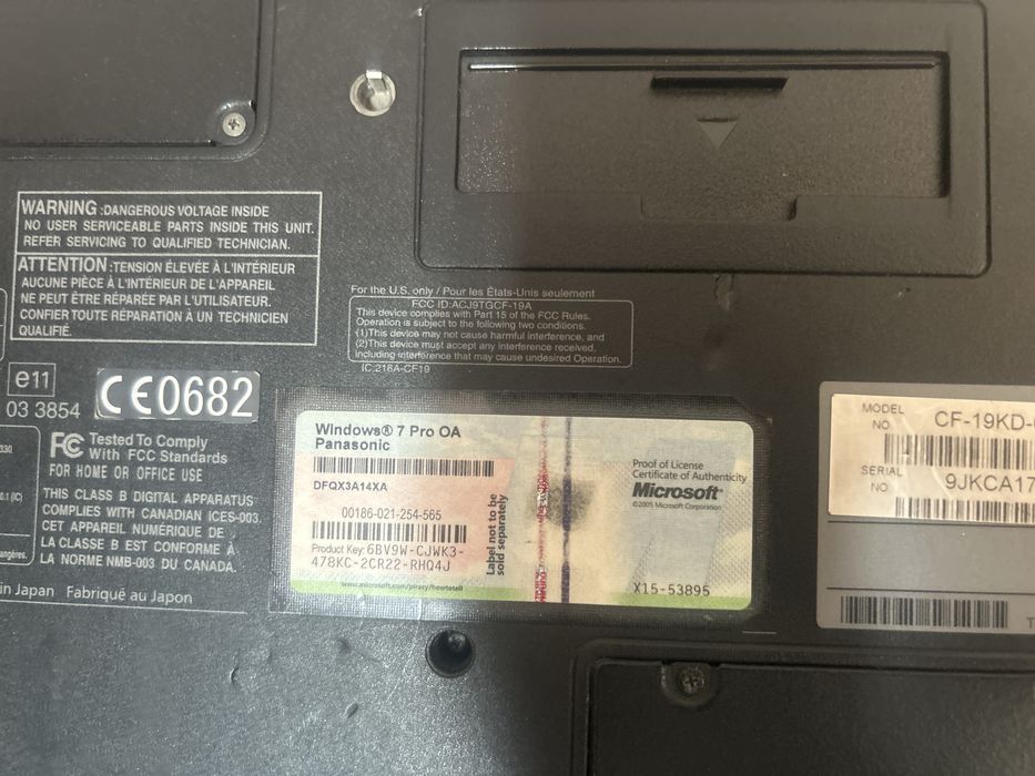 Vand laptop panasonic CF-19 cu touch pad si pix atasat pentru diagnoza