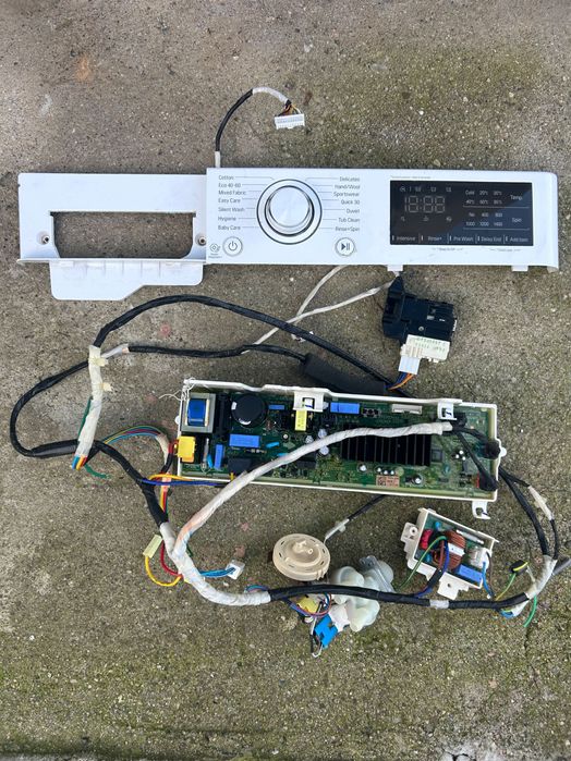 Части за пералня LG F4WN208N3E