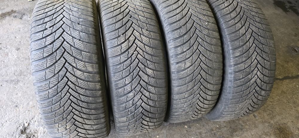 4 anvelope Cauciucuri iarna 235/55 R19
