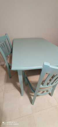 Намалена цена! Комплект разтегателна маса + 2 стола (син цвят)