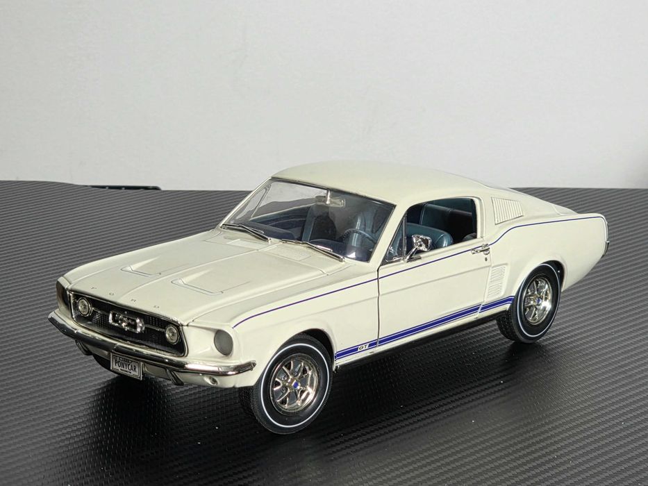 Macheta Auto 1/18 ERTL Ford Mustang GT 1967 American Muscle