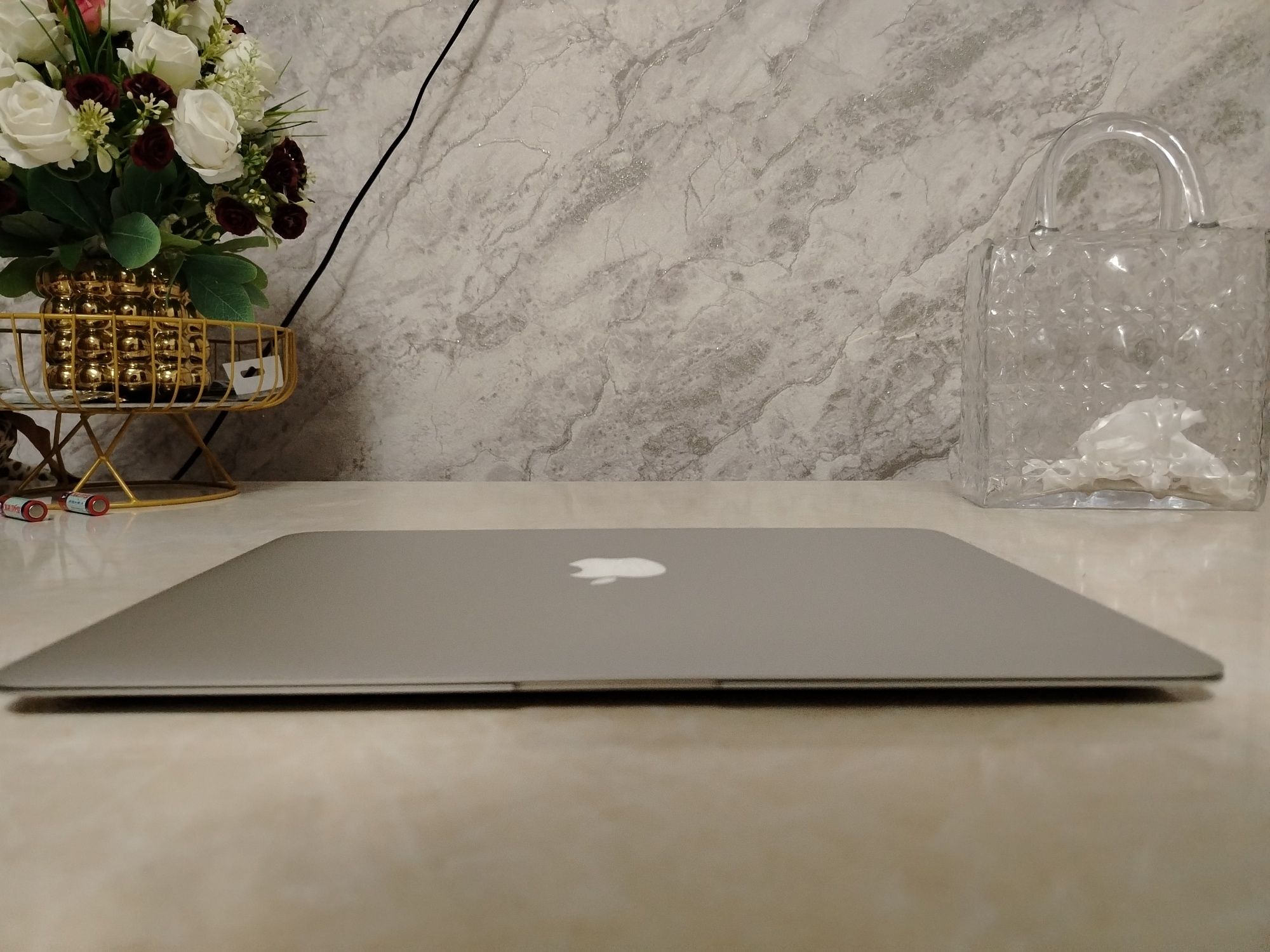 Ноутбук MacBook AIR