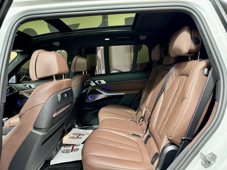 Bmw x7 40i 2024 lci