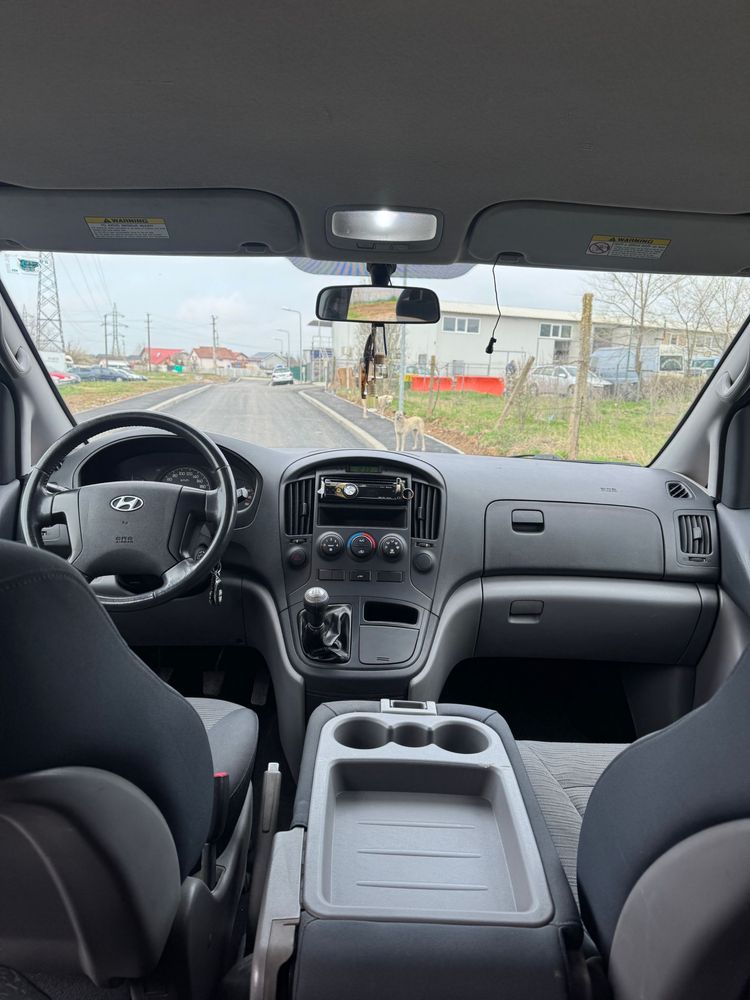 Hyundai H1 Mixt - 2.5 Diesel - Ideal pentru marfa/transport persoane