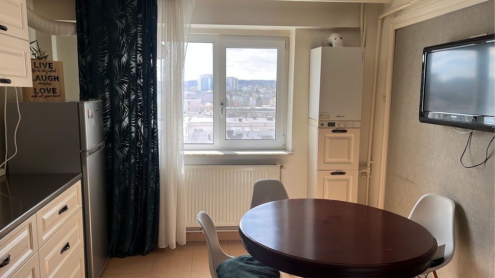Inchiriez apartament 2 camere