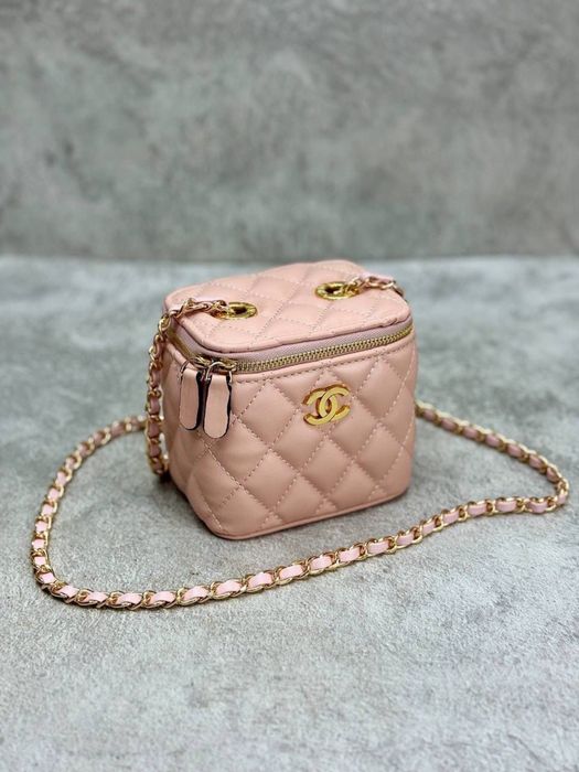 Дамска чанта channel