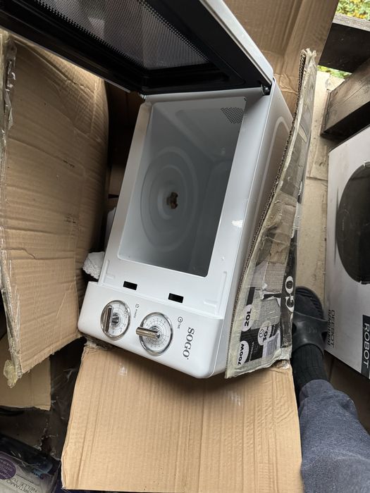 Microunde cuptor defect pentru piese sau de reparat