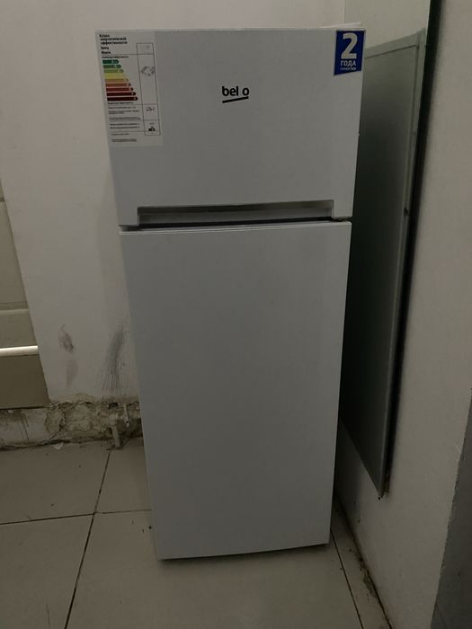 Холодильник б/у в хорошем состояний